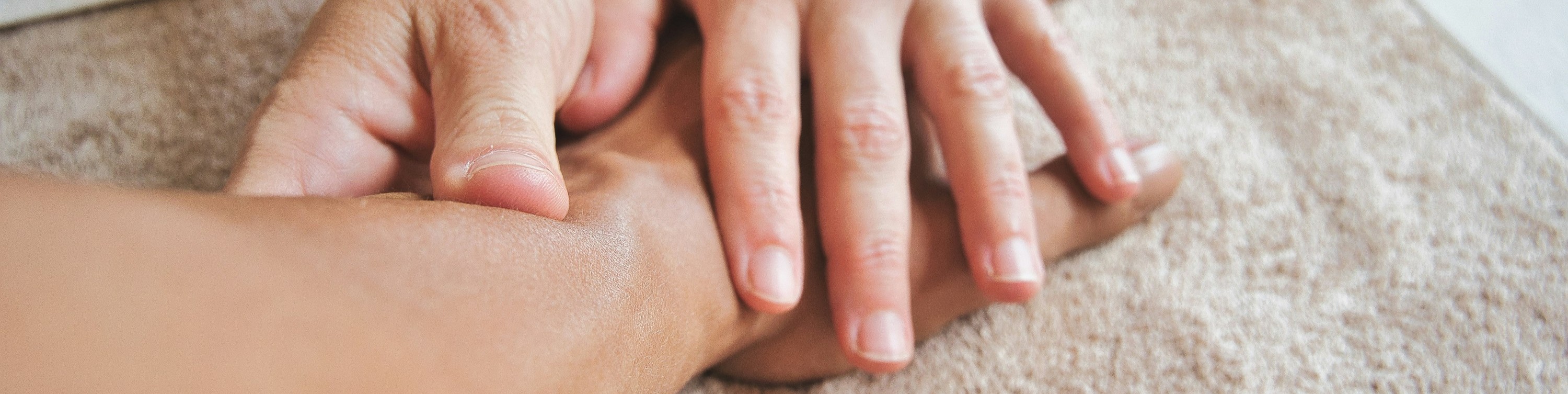 Axeldaase Schmerztherapie